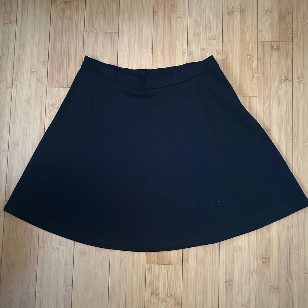 GAP Factory women’s circle skirt size M black